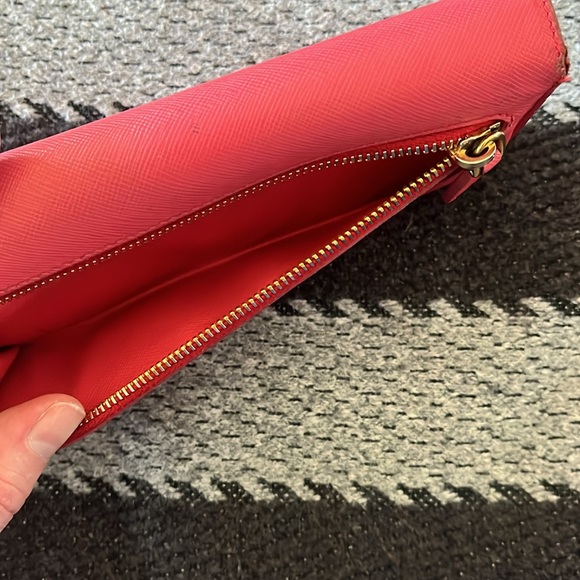 Prada long wallet coral color - Picture 7 of 9